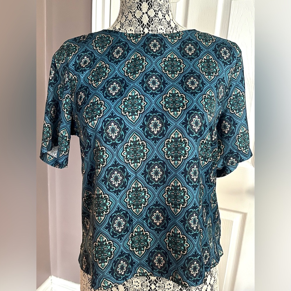 Forever 21 Relaxed Fit Shirt